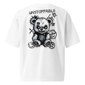 Camiseta streetwear “UNSTOPPABLE” con diseño gráfico del oso BUBBA en estilo urbano y graffiti.